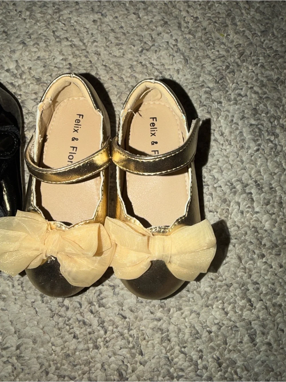 Felix & Flora Toddler Mary Jane Bow Shoes Bundle Black Gold Size 6 Dress Flats